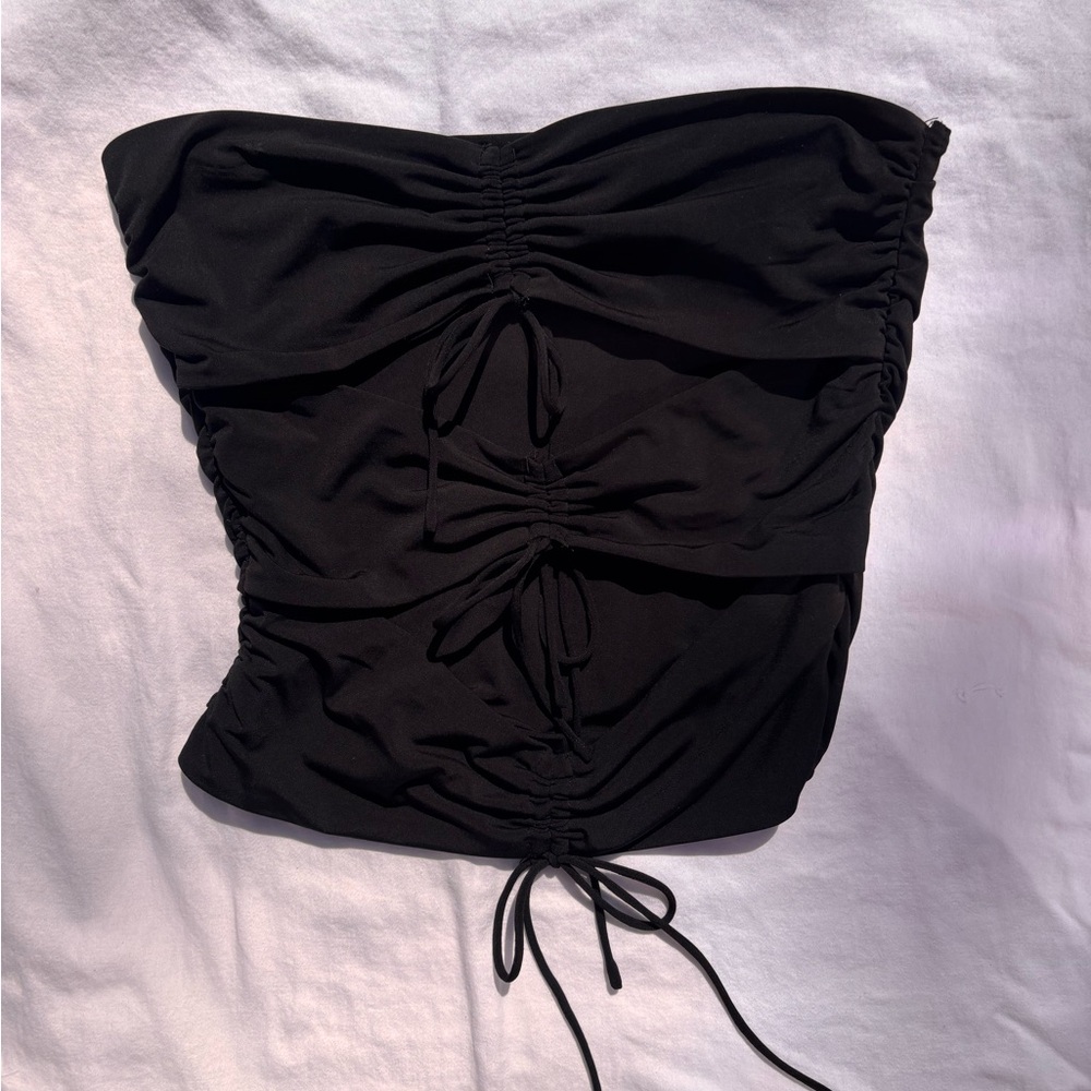 Glassons Tie-Up Cutout Top Size M 🖤